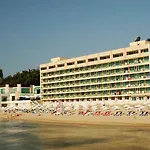 Marina Hotel, Sunny Day