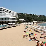 Marina Hotel, Sunny Day 4*