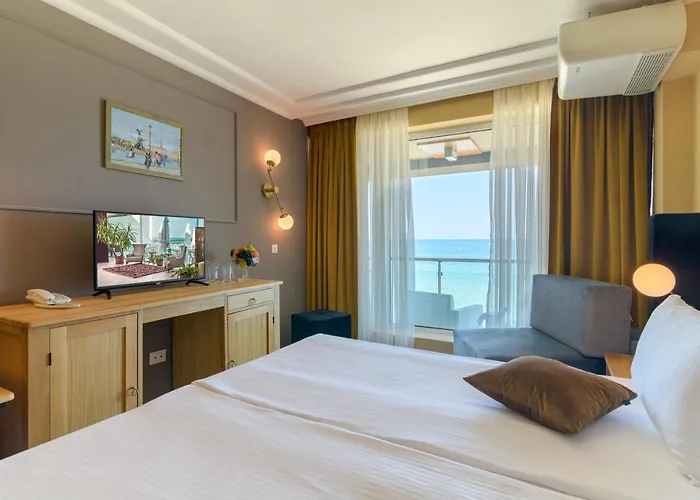 Hotel Marina Hotel, Sunny Day 4*