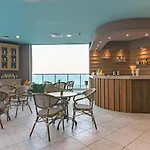 Marina Hotel, Sunny Day 4* فارنا