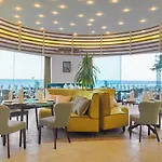 فندق Marina Hotel, Sunny Day فارنا