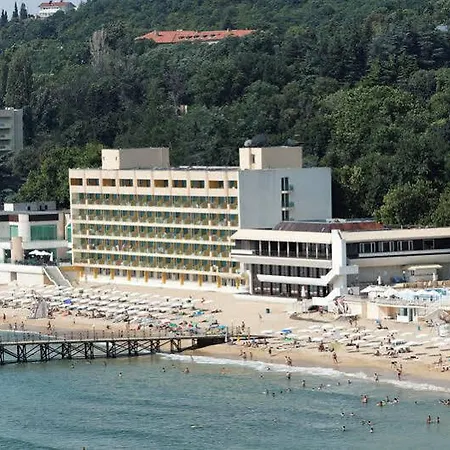 Marina Hotel, Sunny Day Hotel 4*