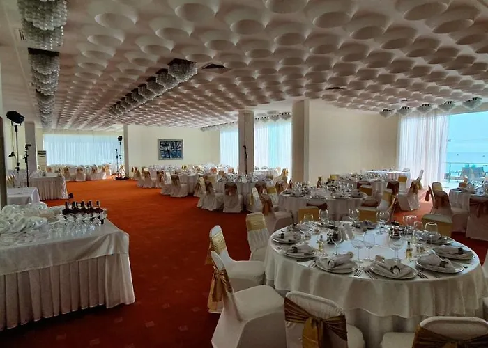 Marina Hotel, Sunny Day