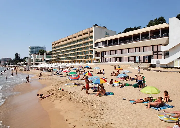 Marina Hotel, Sunny Day Hotel